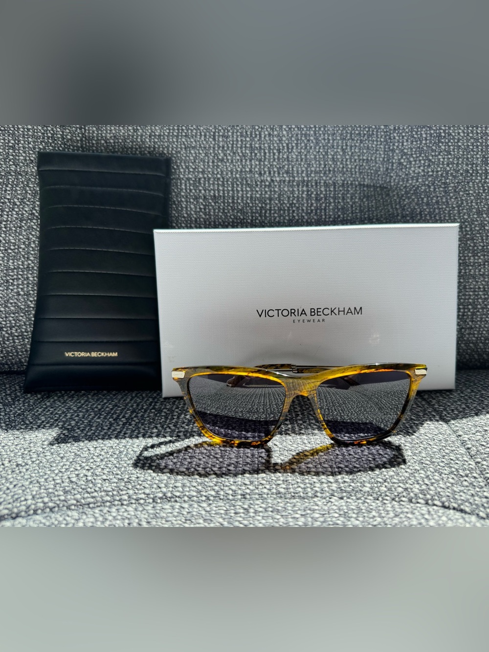 Victoria Beckham Tortoiseshell Cat-Eye Sunglasses